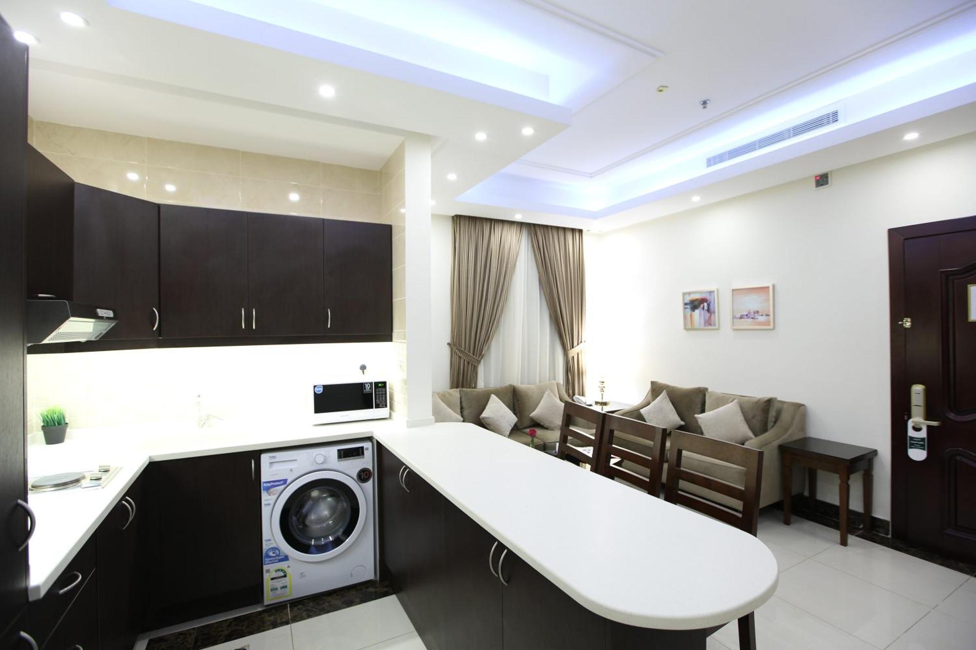 Sun Park Hotel Suites Джеда Екстериор снимка