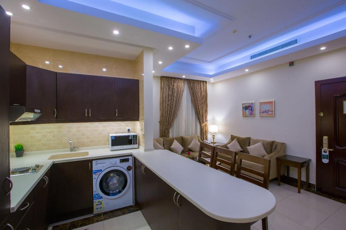 Sun Park Hotel Suites Джеда Екстериор снимка