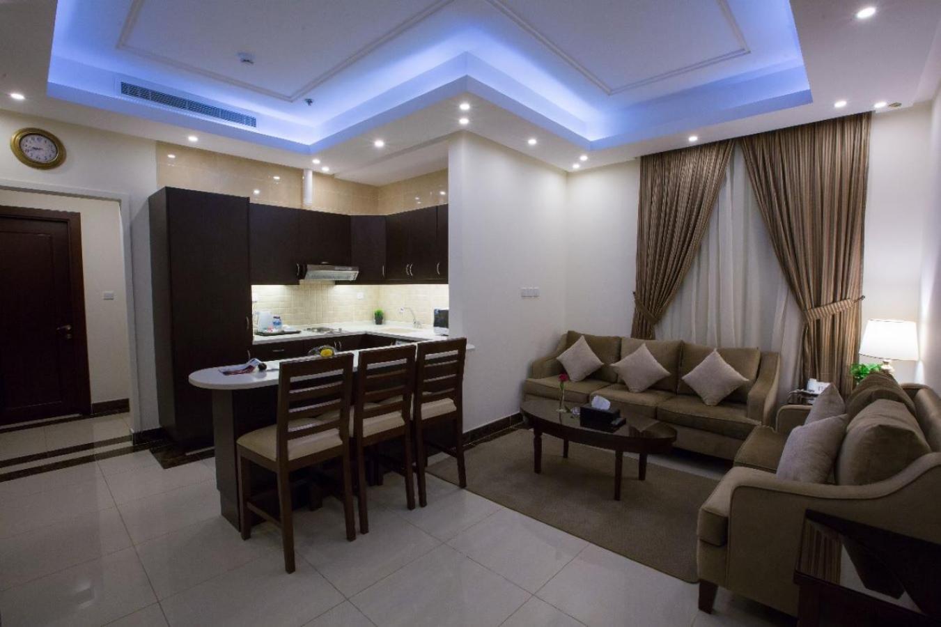 Sun Park Hotel Suites Джеда Екстериор снимка