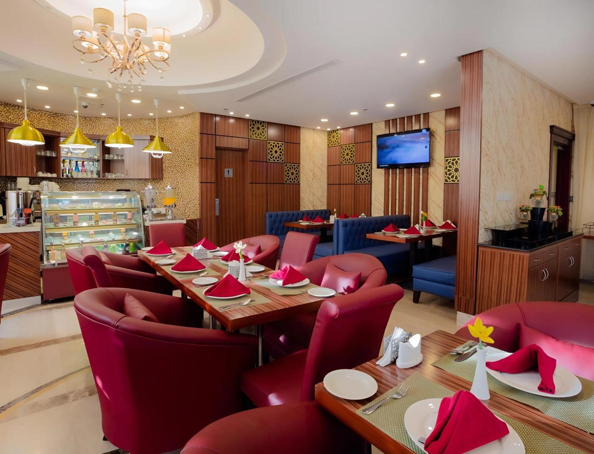 Sun Park Hotel Suites Джеда Екстериор снимка